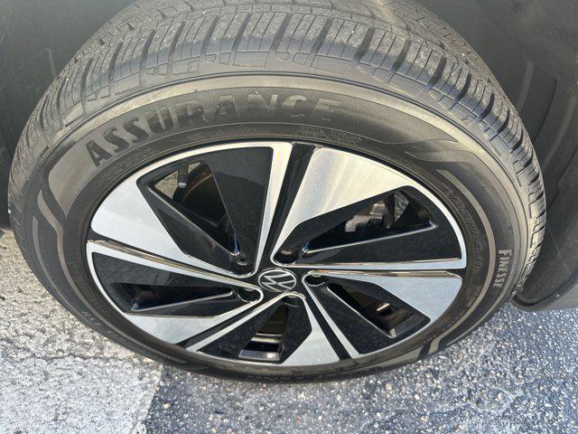 used 2024 Volkswagen Taos car, priced at $22,990