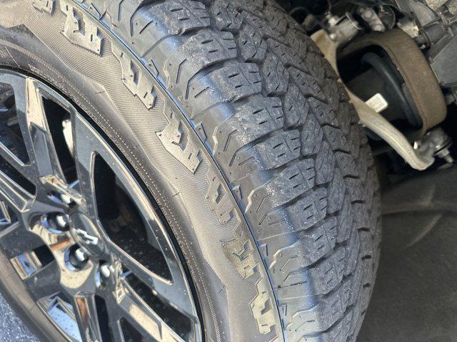 used 2024 Chevrolet Silverado 1500 car, priced at $43,990