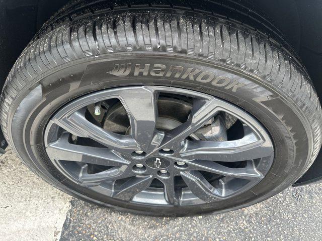 used 2024 Chevrolet Equinox car, priced at $27,990