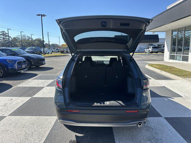 used 2025 Honda HR-V car, priced at $25,990