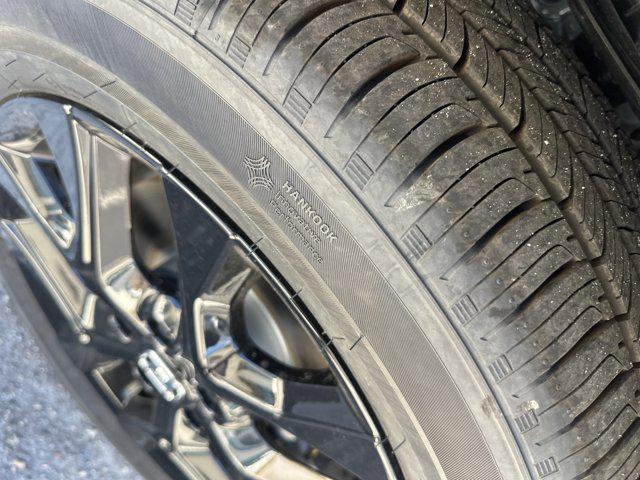 used 2025 Honda HR-V car, priced at $25,990