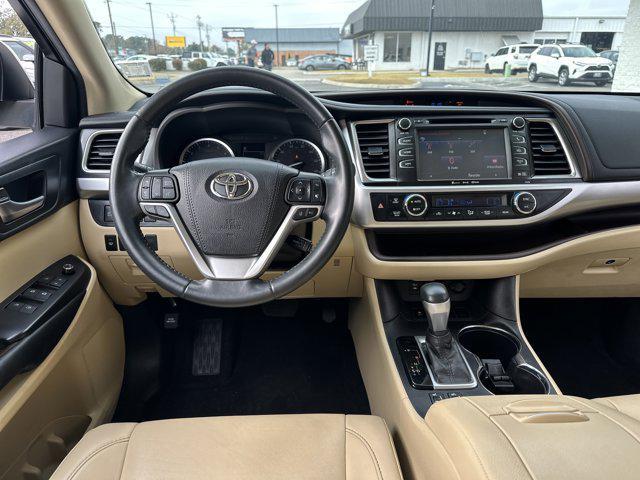 used 2019 Toyota Highlander car, priced at $23,990