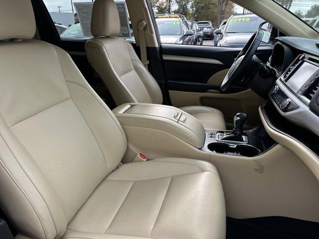 used 2019 Toyota Highlander car, priced at $23,990
