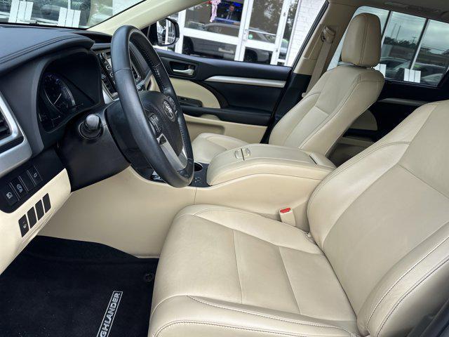 used 2019 Toyota Highlander car, priced at $23,990