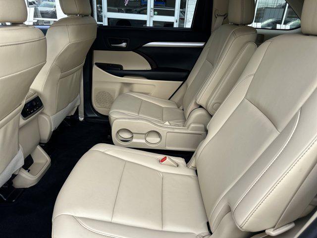 used 2019 Toyota Highlander car, priced at $23,990
