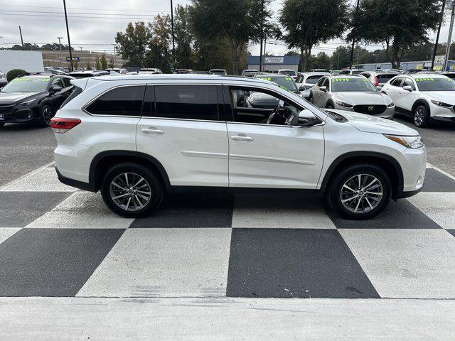 used 2019 Toyota Highlander car, priced at $23,990