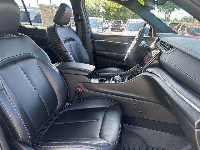 used 2024 Jeep Grand Cherokee L car, priced at $39,990