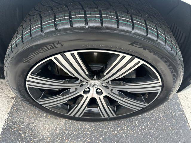 used 2023 Volvo XC90 car, priced at $40,990