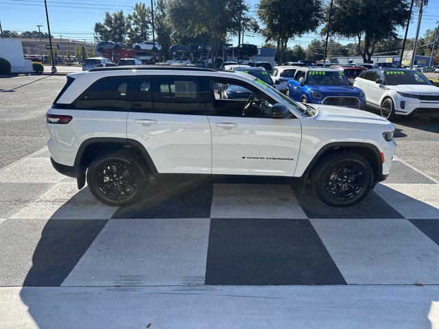used 2024 Jeep Grand Cherokee car, priced at $30,990