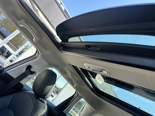 used 2022 MINI Hardtop car, priced at $24,990