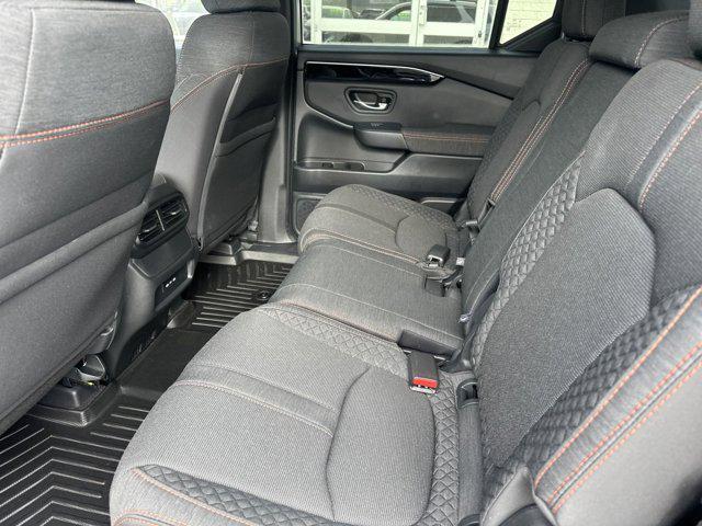 used 2025 Honda Pilot car, priced at $38,990