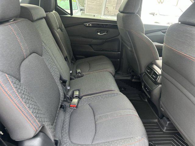 used 2025 Honda Pilot car, priced at $38,990