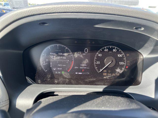 used 2025 Honda HR-V car, priced at $27,990