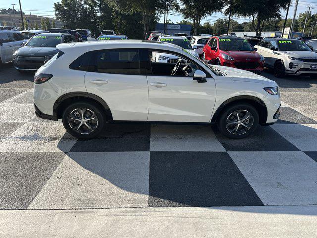 used 2025 Honda HR-V car, priced at $27,990