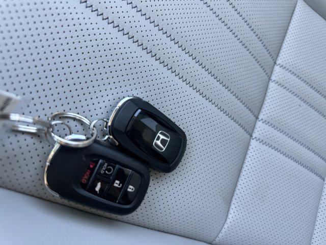 used 2025 Honda HR-V car, priced at $27,990