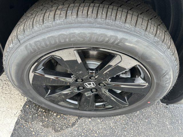 used 2025 Honda Pilot car, priced at $49,990