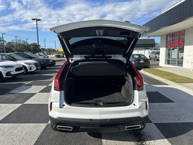 used 2024 Cadillac XT4 car, priced at $37,990