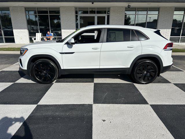 used 2025 Volkswagen Atlas Cross Sport car, priced at $35,990
