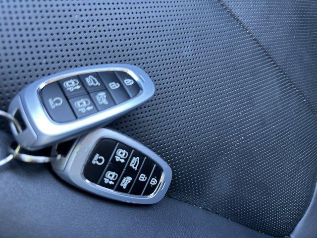 used 2023 Hyundai Santa Fe car, priced at $28,990