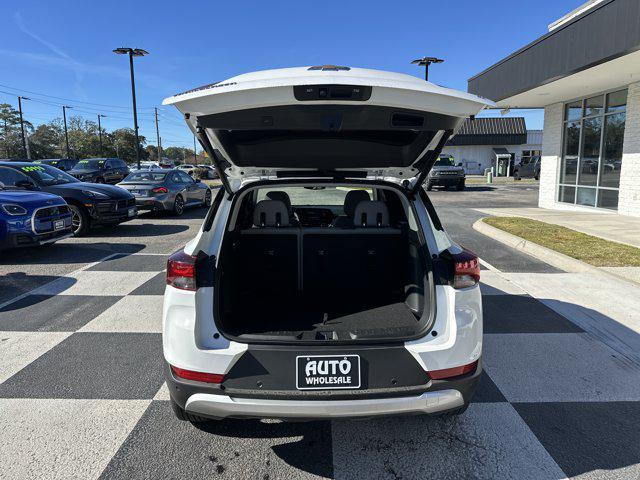 used 2025 Chevrolet TrailBlazer car, priced at $24,990