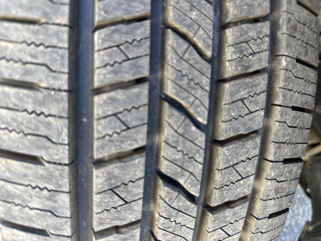 used 2023 Jeep Grand Cherokee car, priced at $27,990