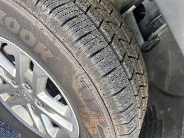 used 2023 Jeep Grand Cherokee car, priced at $27,990