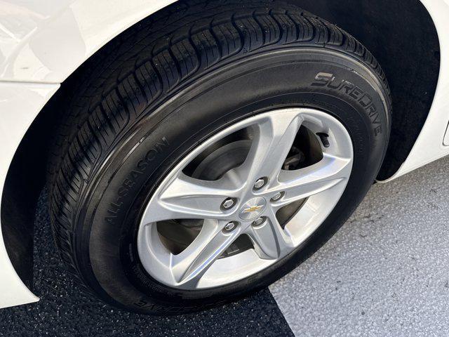 used 2023 Chevrolet Malibu car, priced at $15,990