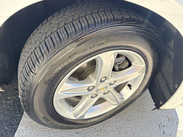 used 2023 Chevrolet Malibu car, priced at $15,990