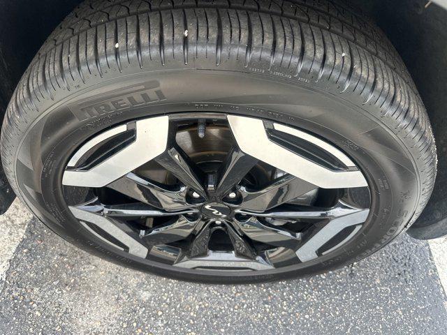 used 2024 Kia Telluride car, priced at $35,990