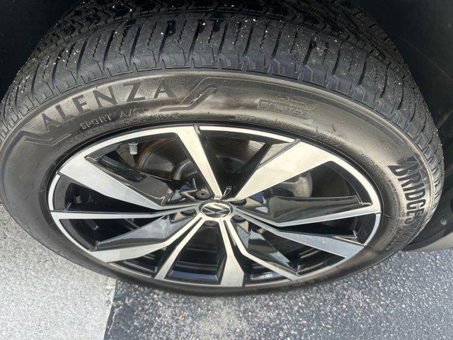used 2024 Volkswagen Atlas Cross Sport car, priced at $41,990