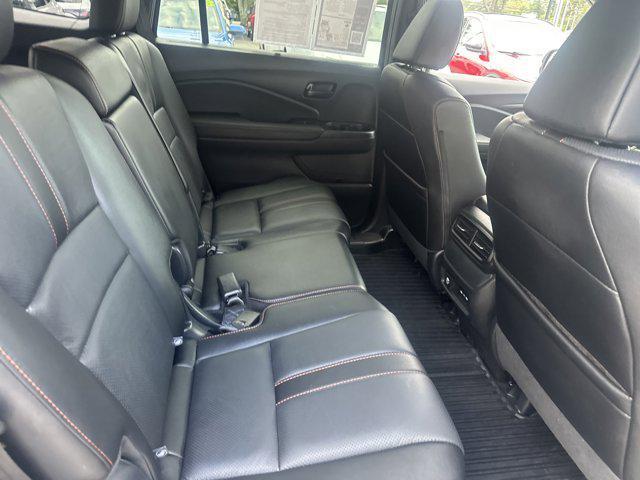 used 2025 Honda Passport car, priced at $38,990