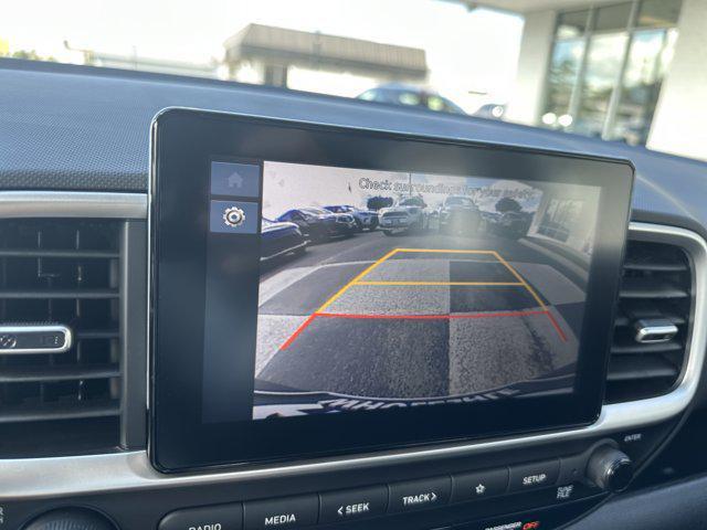 used 2025 Hyundai Venue car, priced at $18,990