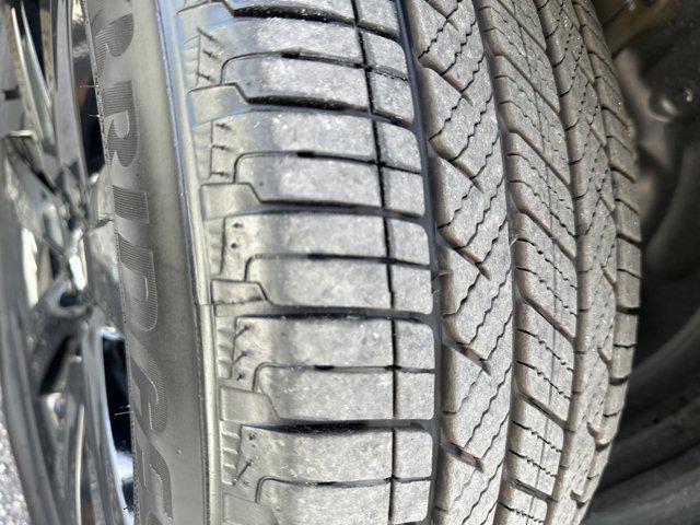 used 2025 Honda Pilot car, priced at $46,990