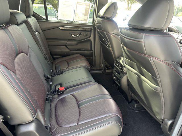 used 2025 Honda Pilot car, priced at $46,990