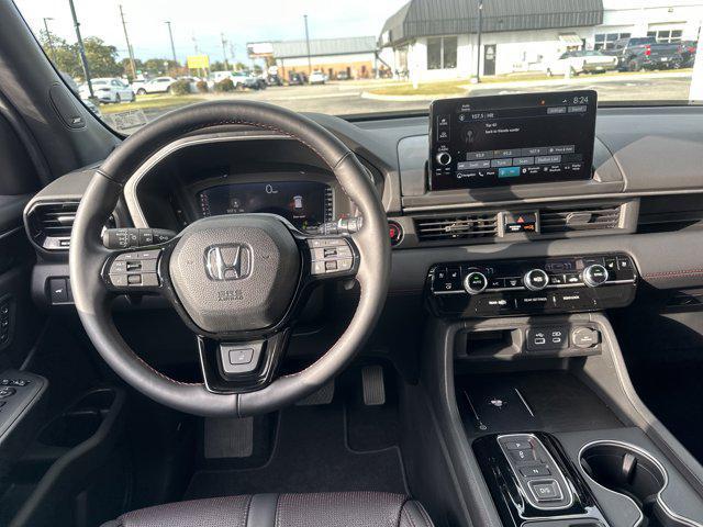used 2025 Honda Pilot car, priced at $46,990