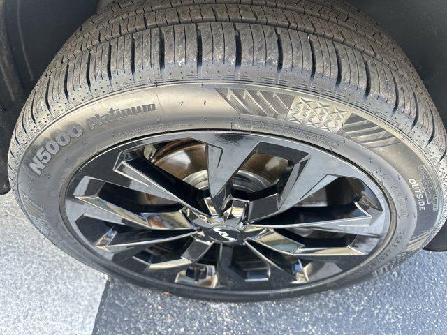 used 2023 Kia Sorento car, priced at $32,990
