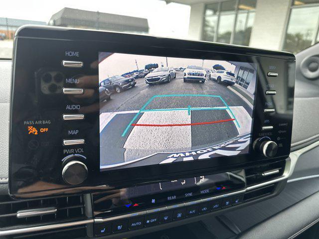 used 2023 Toyota Sienna car, priced at $42,990