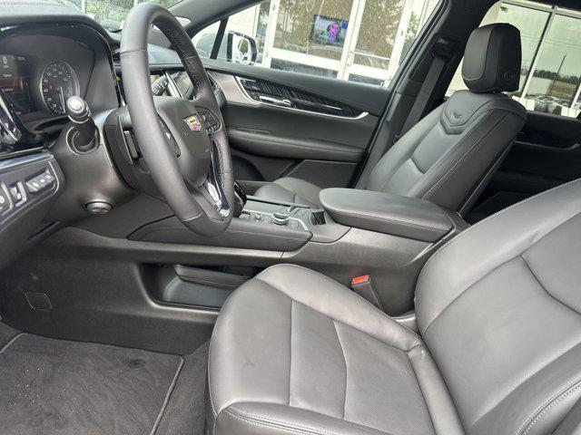 used 2025 Cadillac XT6 car, priced at $47,990