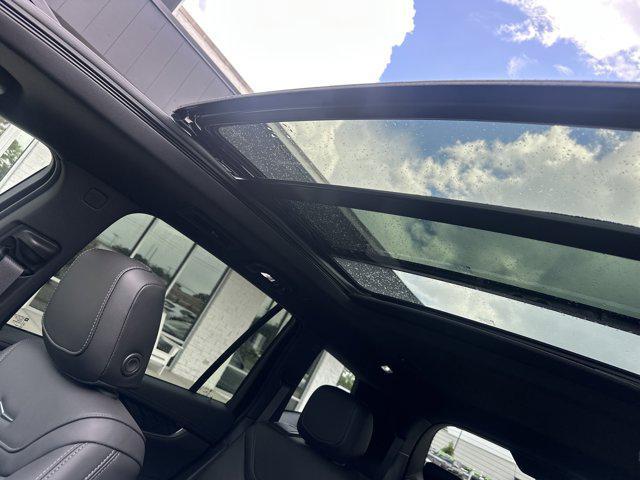 used 2025 Cadillac XT6 car, priced at $47,990