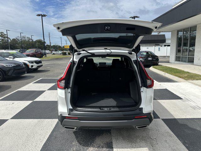 used 2025 Honda CR-V Hybrid car, priced at $32,990