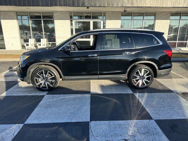 used 2022 Honda Pilot car, priced at $32,990