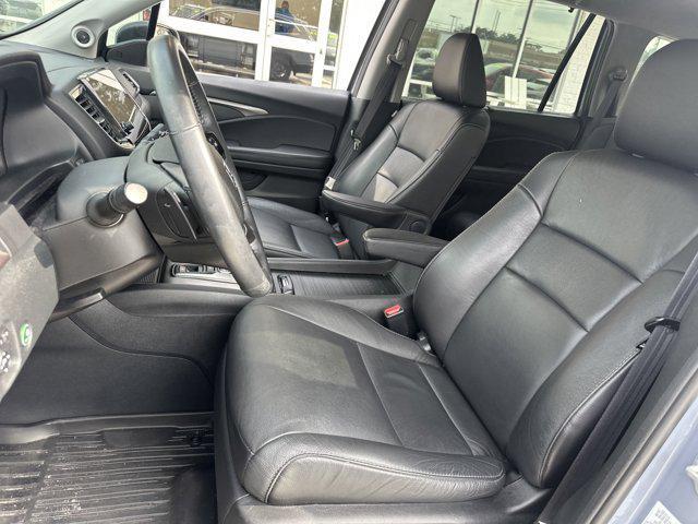 used 2022 Honda Pilot car, priced at $32,990