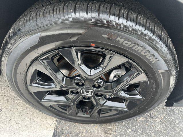 used 2025 Honda HR-V car, priced at $27,990