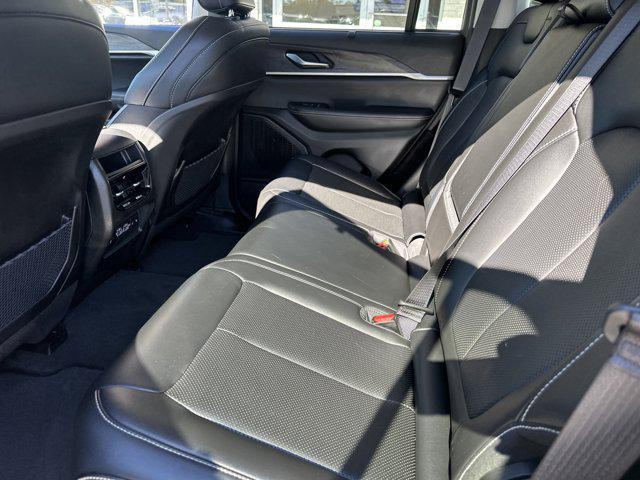 used 2023 Jeep Grand Cherokee car, priced at $29,990