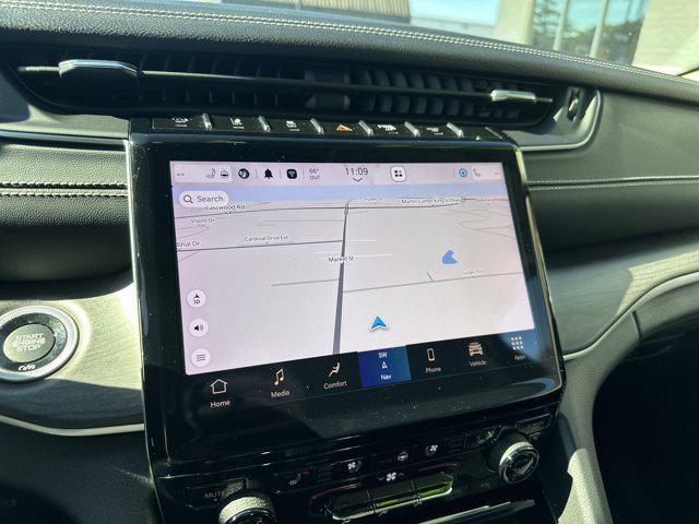 used 2023 Jeep Grand Cherokee car, priced at $29,990