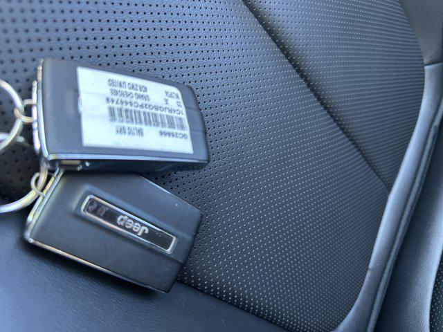 used 2023 Jeep Grand Cherokee car, priced at $29,990