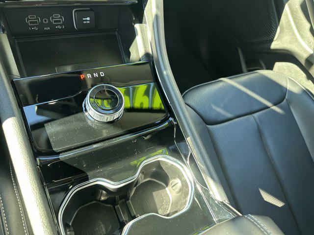 used 2023 Jeep Grand Cherokee car, priced at $29,990