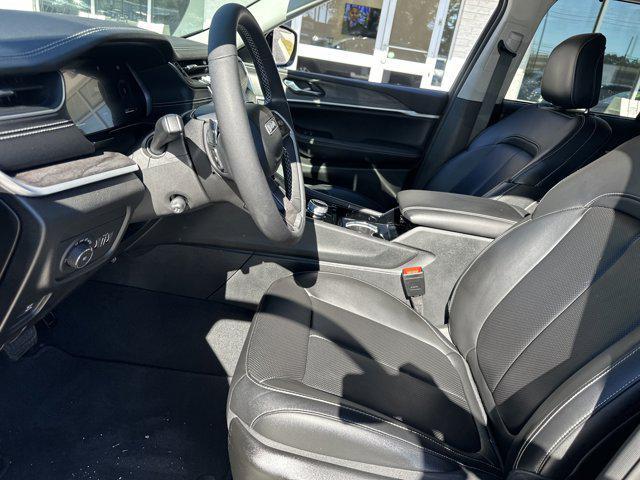 used 2023 Jeep Grand Cherokee car, priced at $29,990