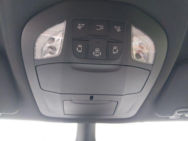 new 2025 Chrysler Pacifica car, priced at $40,220