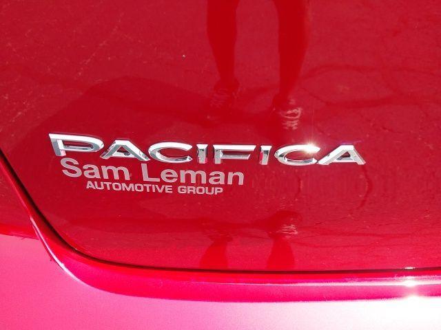 new 2025 Chrysler Pacifica car, priced at $40,220